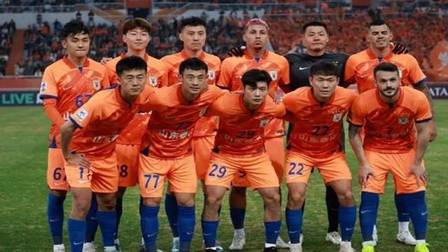 晚上20点！山东泰山队1米88高中锋有状杏彩体育平台况德尔加多下家曝光(图3)