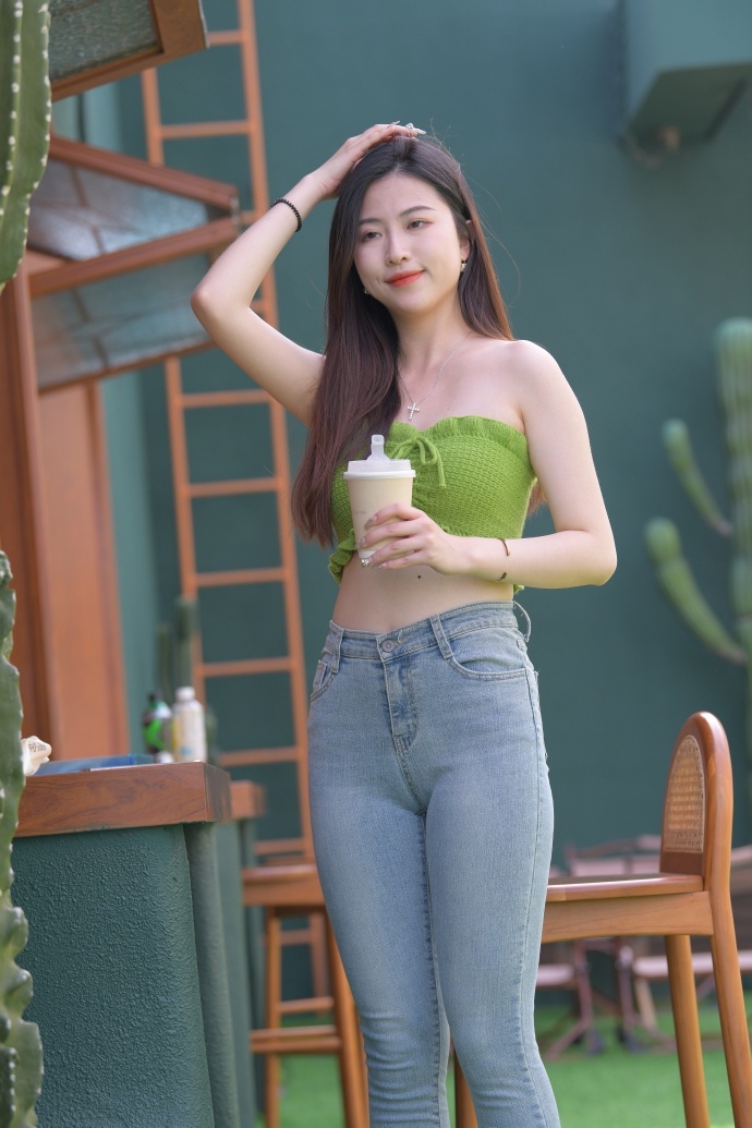 杏彩体育狠狠干中文字幕(图1)